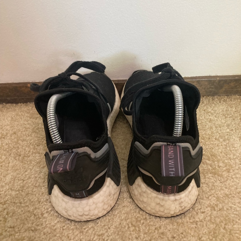Adidas NMD_R1. Women’s 8 - Picture 4 of 8